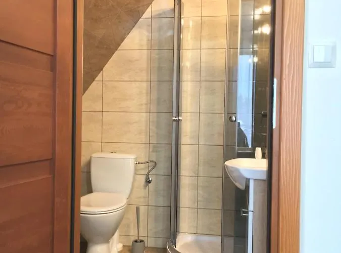 בית חווה Pod Limbami פורונין