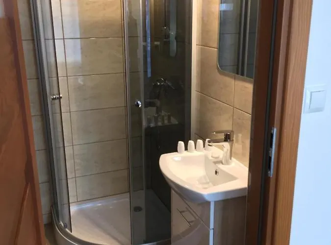 Pod Limbami * פורונין