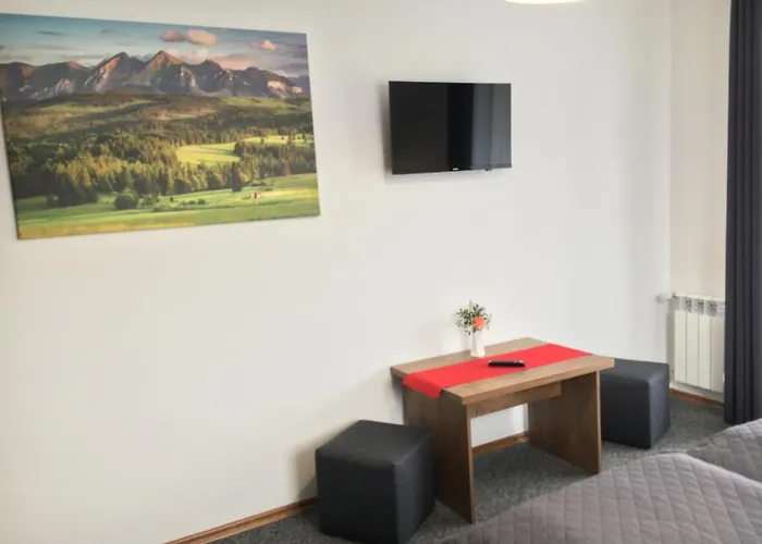 בית חווה Pod Limbami פורונין